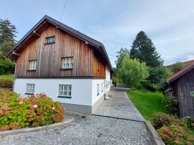 6-Zimmer-Haus kaufen in Ried im Innkreis – 150 m², € 370.000 – Bild 2 von 23