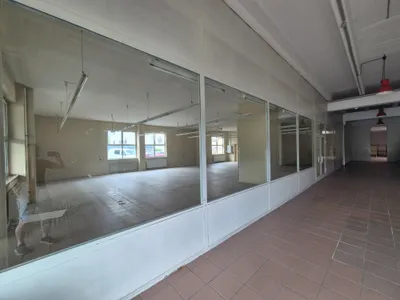 Gewerbeimmobilie mieten in Hallein – 179 m², € 9 – Bild 10 von 12