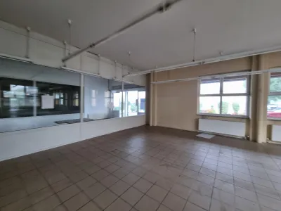 Gewerbeimmobilie mieten in Hallein – 179 m², € 9 – Bild 8 von 12