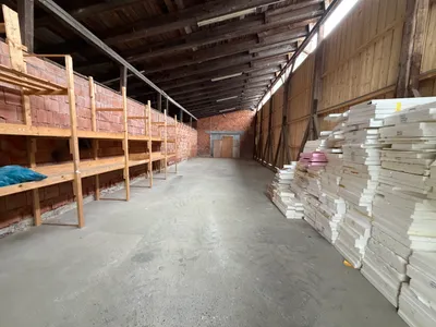 1-Zimmer-Gewerbeimmobilie mieten in Vöcklabruck – 128 m², € 573 – Bild 1 von 3