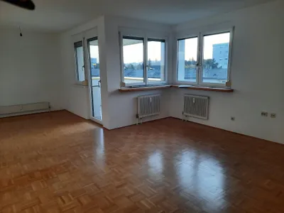 4-Zimmer-Wohnung kaufen in Ried im Innkreis – 100 m², € 198.000 – Bild 2 von 23