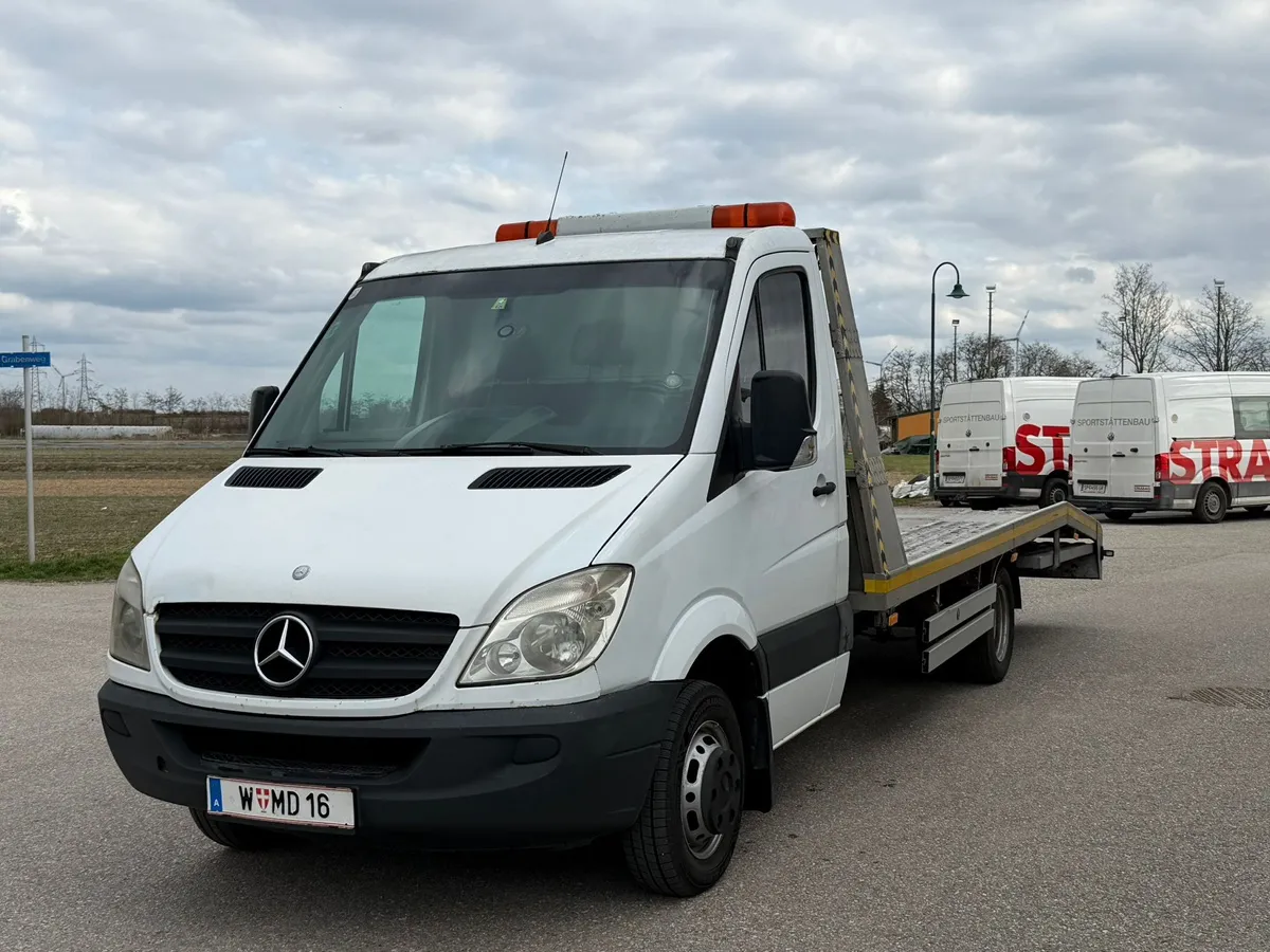 Mercedes-Benz Unimog