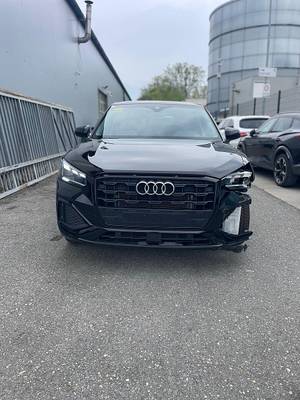 Audi Q2 30 TFSI admired