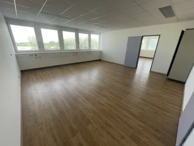 10-Zimmer-Gewerbeimmobilie mieten in Baden – 369 m², € 5.280 – Bild 9 von 15