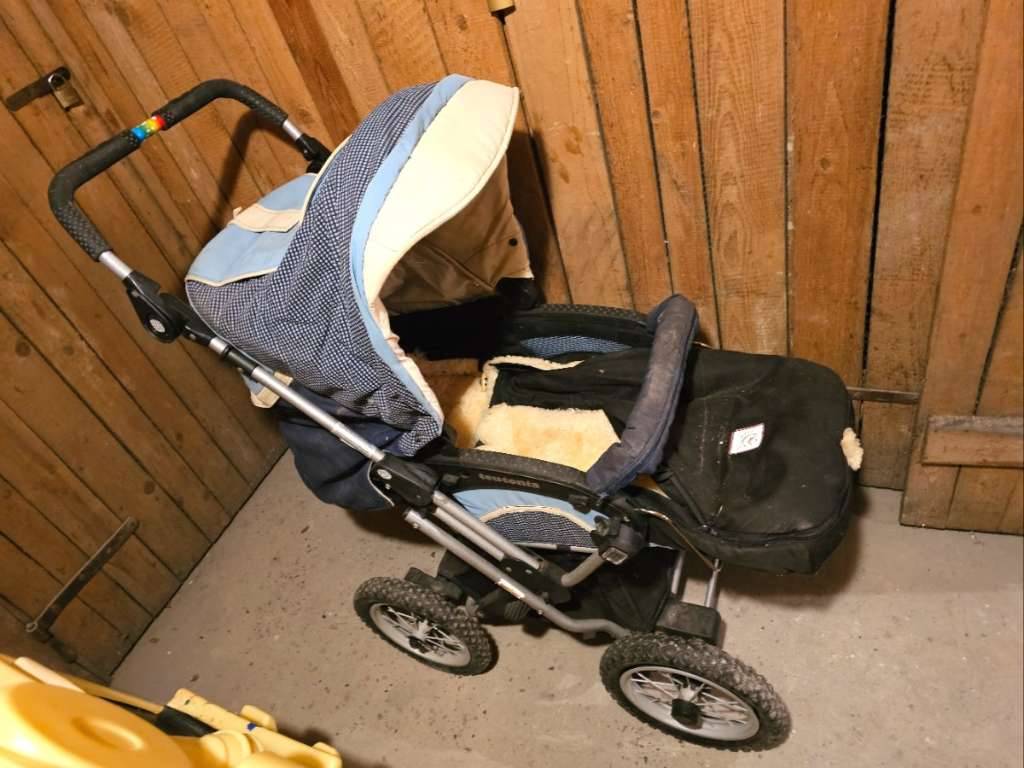 Kinderwagen mit Luftreifen,  55,- (1180 Wien) - willhaben