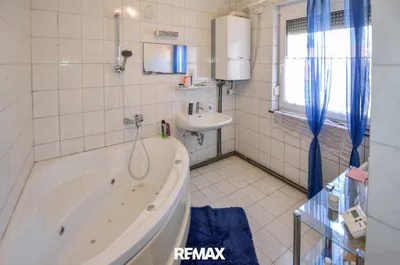 11-Zimmer-Gewerbeimmobilie kaufen in Bruck an der Leitha – 855 m² – Bild 13 von 18