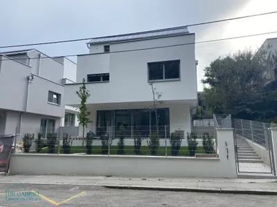 5-Zimmer-Haus mieten in Wien – 147 m², € 3.999 – Bild 3 von 17