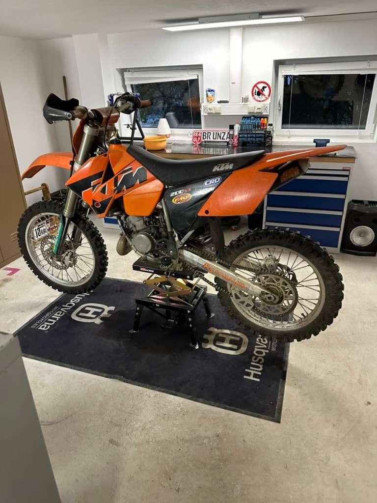 KTM 200 SX Motocross