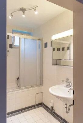 4-Zimmer-Wohnung mieten in Neunkirchen – 125 m², € 1.103 – Bild 6 von 6