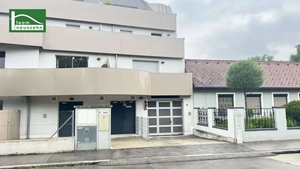 KFZ Platz in schöner/großer gesicherter Tiefgarage mit Schlüssel & Fernbedienung. (2,50 x 5,00) - Ansicht 2