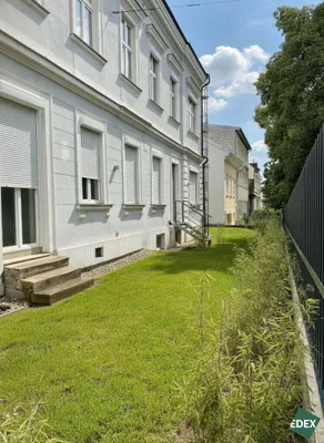 Erstbezug nach Sanierung: Möblierte 2-Zimmer-Wohnung mit Garten