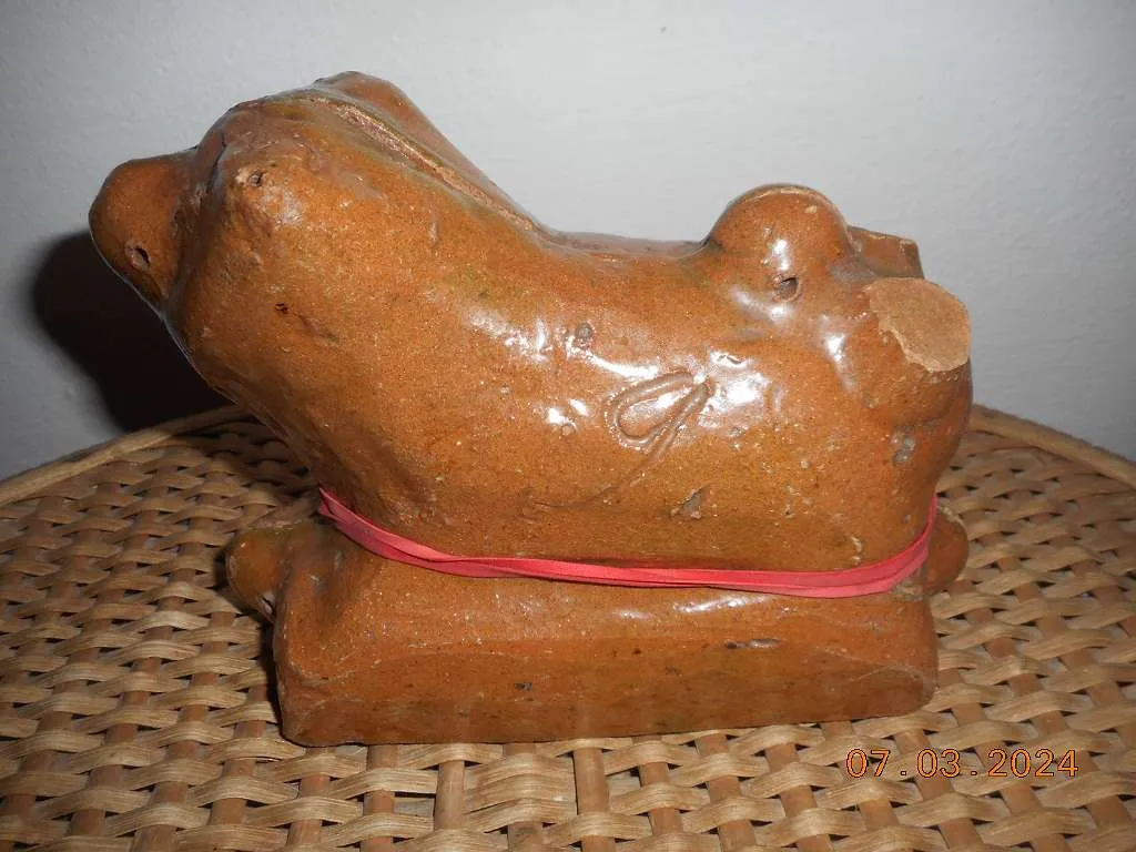 Alte Ton Backform für Ostern, € 48,- (4840 Vöcklabruck)