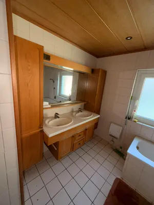 4-Zimmer-Wohnung mieten in Neunkirchen – 149 m², € 1.250 – Bild 15 von 25