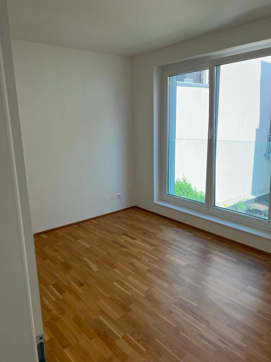 Sehr schöne neuwertige Wohnung – pohled 2