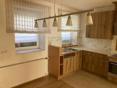 8-Zimmer-Gewerbeimmobilie kaufen in Steyr-Land – 303 m², € 380.000 – Bild 4 von 14