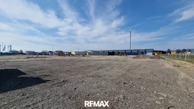 Immobilie mieten in Baden – 2 000 m², € 4.000 – Bild 4 von 6