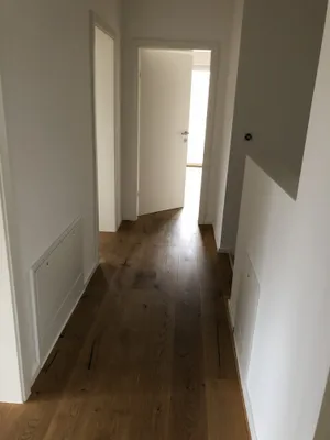 4-Zimmer-Wohnung mieten in Tulln – 122 m², € 2.500 – Bild 4 von 11