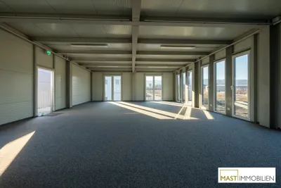 Gewerbeimmobilie mieten in Baden – 100 m², € 14 – Bild 4 von 11