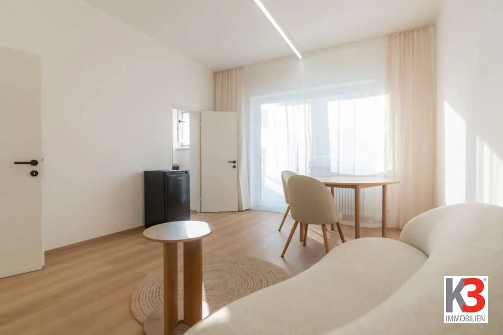 K3 - Salzburg/Elisabeth-Vorstadt - Stilvoll modernisierte Garconniere mit durchdachtem Raumkonzept & Balkon - bezugsfertig möbliert!!! - Ansicht 2