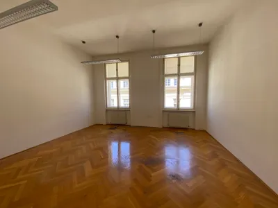 Gewerbeimmobilie mieten in Wien – 526 m², € 12.297 – Bild 4 von 9