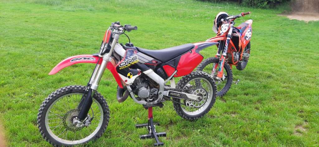 Honda CR 125R Motocross