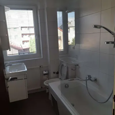 1-Zimmer-Wohnung mieten in Innsbruck – 32 m², € 850 – Bild 4 von 9