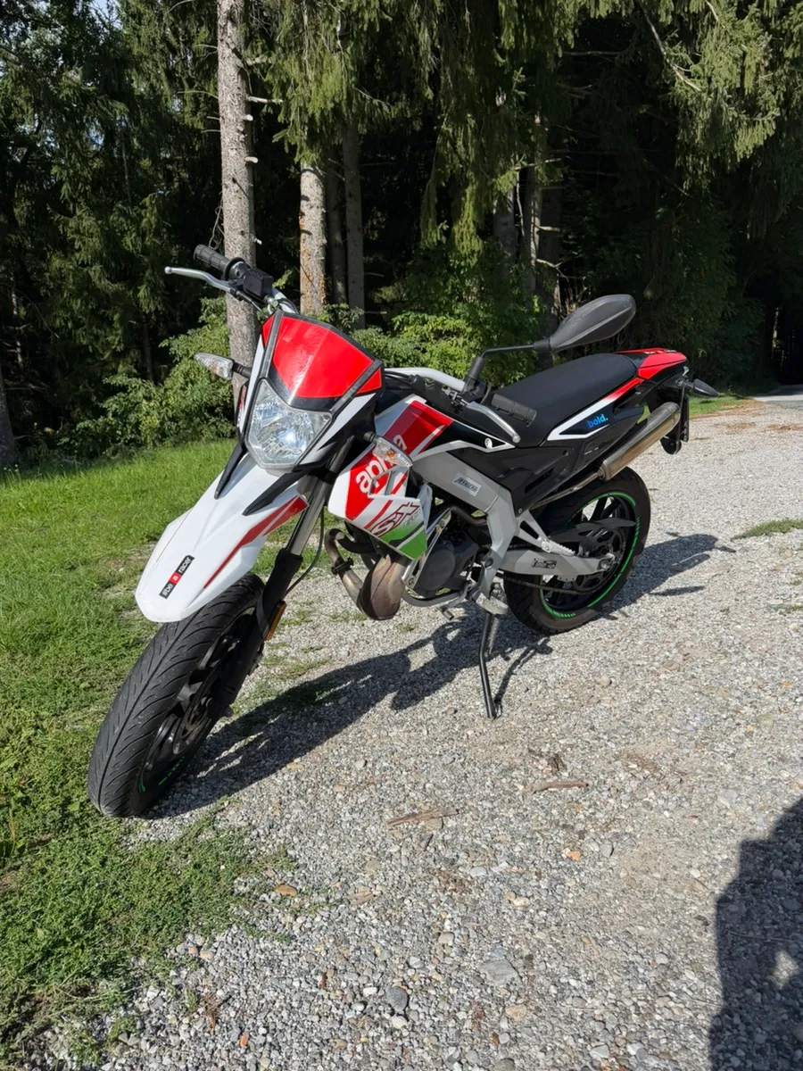 Aprilia SX