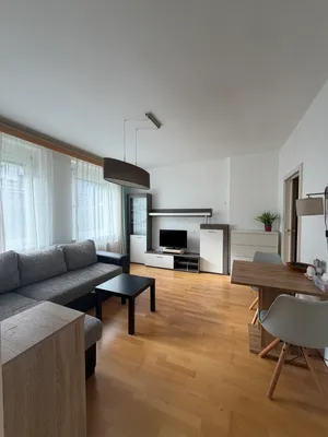 2-Zimmer-Wohnung mieten in Waidhofen an der Ybbs – 33 m², € 435 – Bild 1 von 11