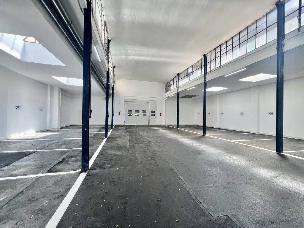 Kfz-Stellplatz in Toplage! - Ansicht 2