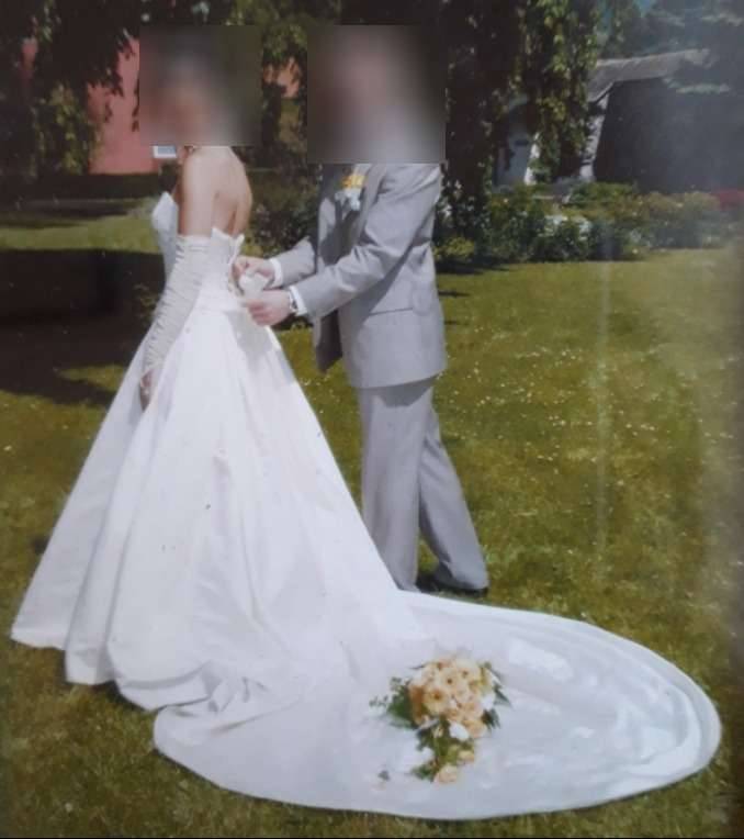 Brautkleid