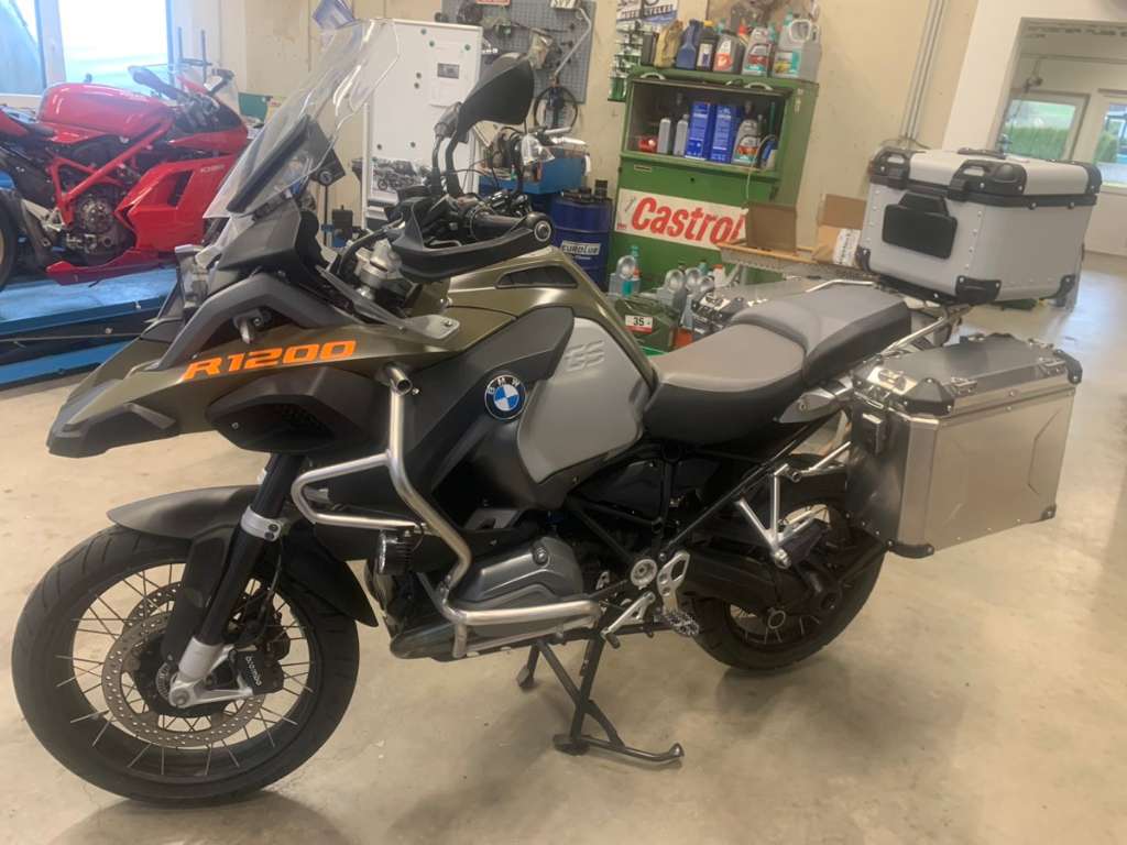 BMW R 1200 GS Adventure Tourer