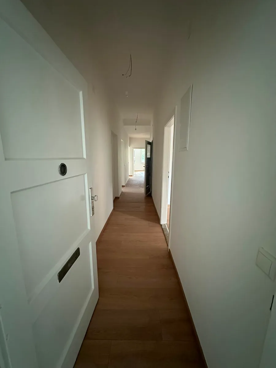 Ideal für WG oder Familie - Frisch renovierte 3-Zimmer-Wohnung in zentraler Lage - Ansicht 2