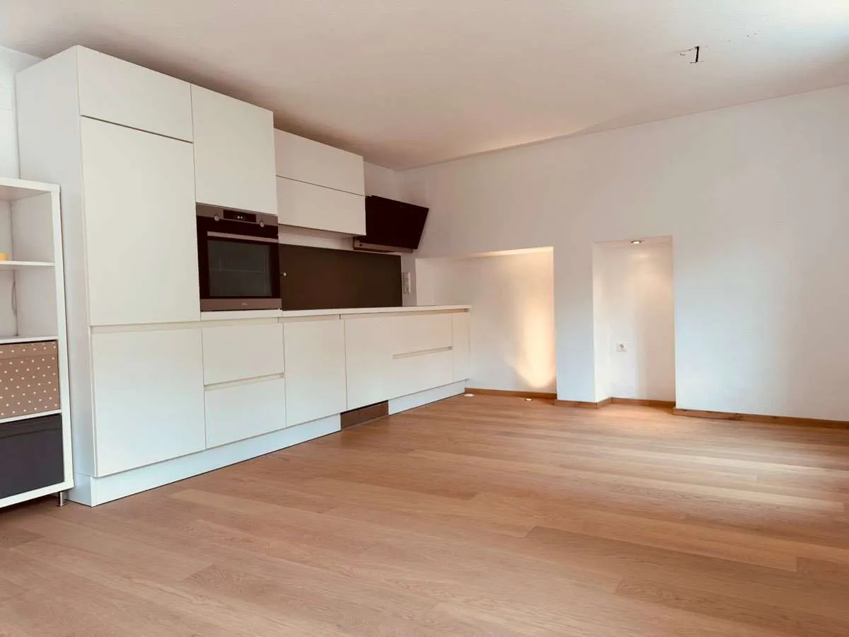 Wohnung (kleines Haus) 80 m² im Zentrum – pohled 2