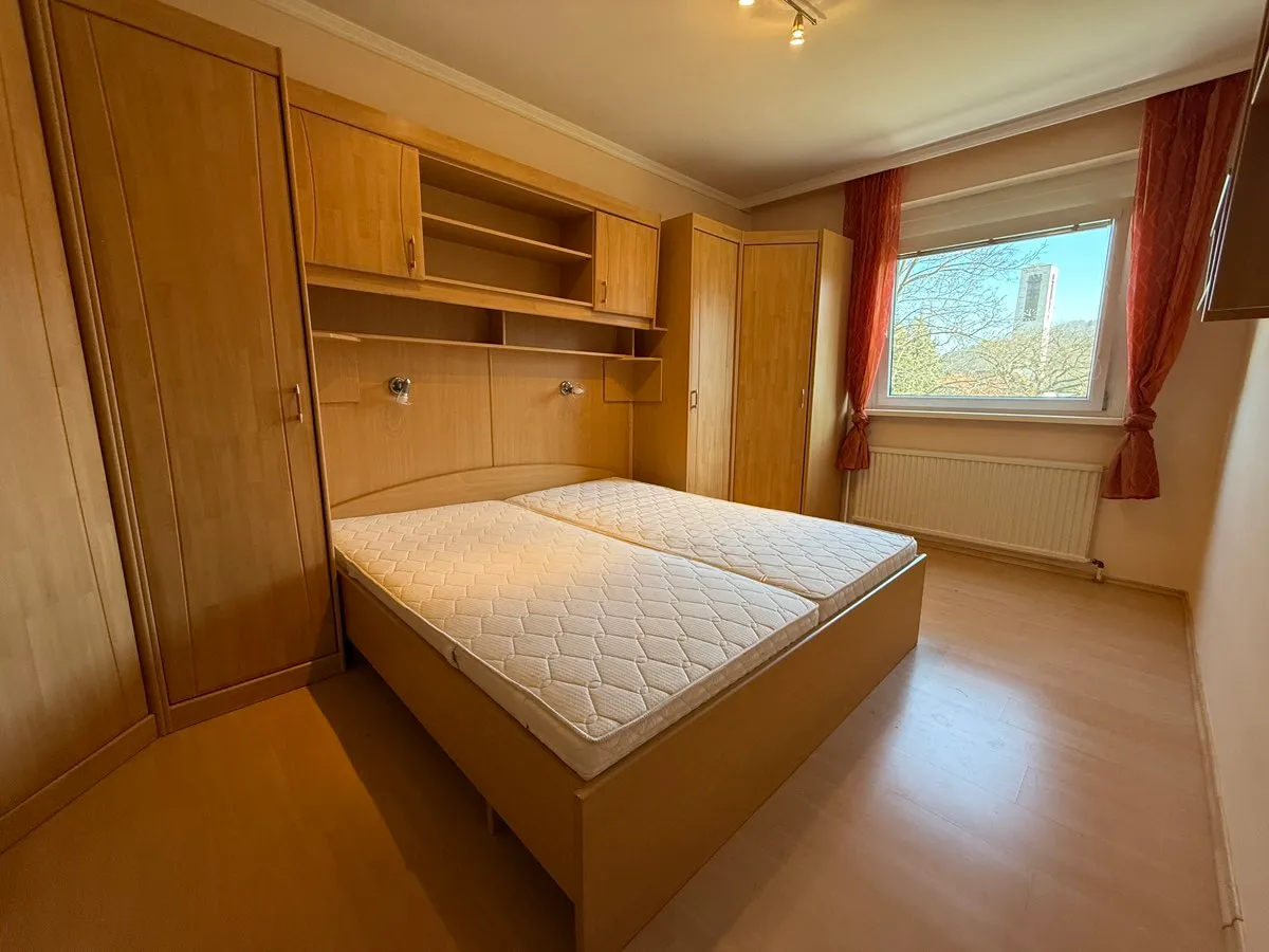 3-Zimmer-Wohnung - Vollmöbliert, mit Lift, Loggia und traumhaftem Ausblick. Provisionsfrei. - Ansicht 3
