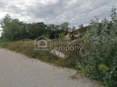 Immobilie kaufen in Baden – 4 000 m², € 912.000 – Bild 2 von 7