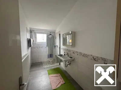 4-Zimmer-Haus kaufen in Neunkirchen – 94 m², € 200.000 – Bild 6 von 9