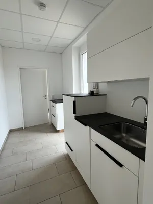 3-Zimmer-Gewerbeimmobilie mieten in Perg – 137 m², € 1.301 – Bild 12 von 19