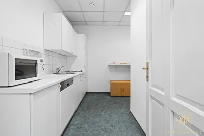 Gewerbeimmobilie mieten in Wien – 346 m², € 5.085 – Bild 2 von 13