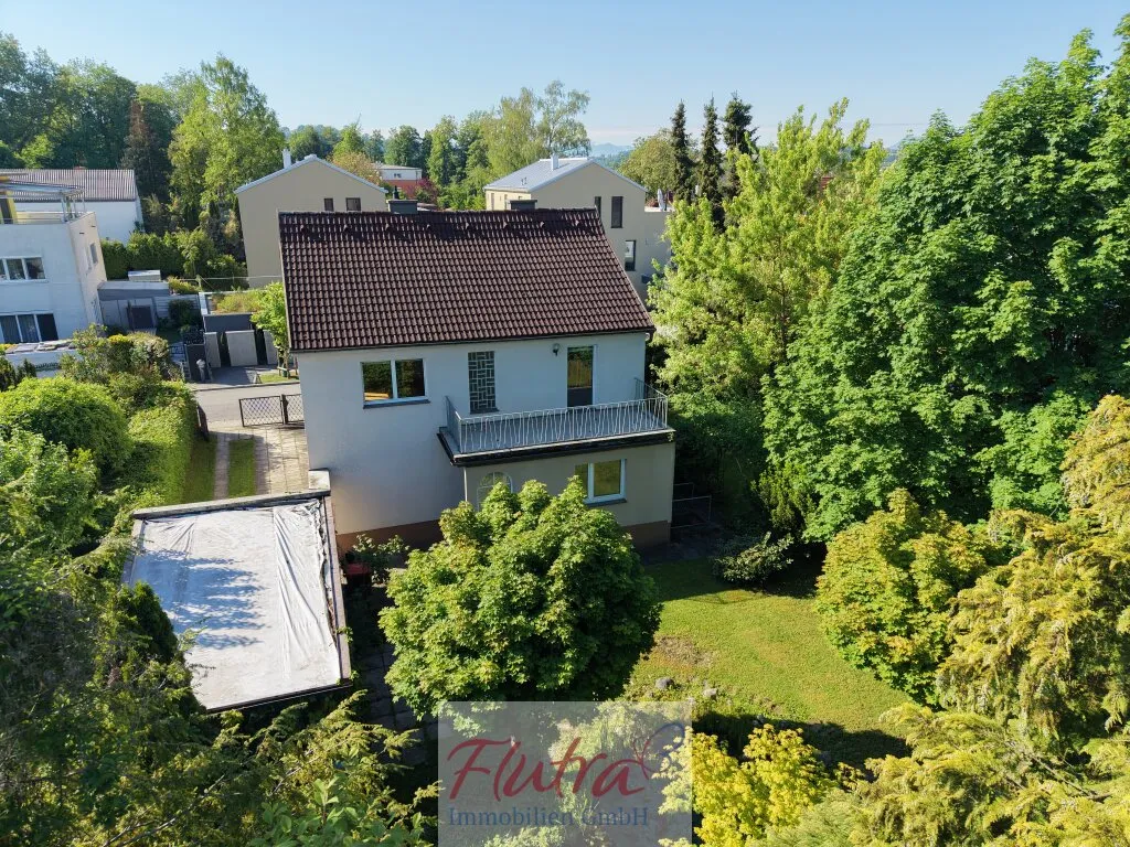 Charmantes Haus mit Terrasse und Garage in Wels / Renovierungs- oder Neubauprojekt! – pohled 3