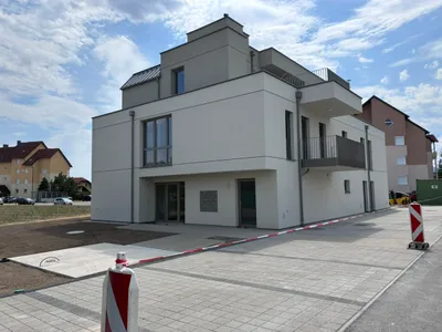2-Zimmer-Wohnung mieten in Neunkirchen – 43 m², € 680 – Bild 11 von 12