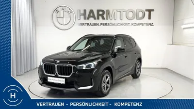 BMW X1 xDrive20d *Premium Paket / AHK / DrivAssPlus*
