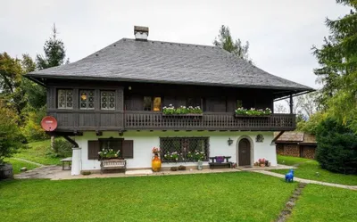 6-Zimmer-Haus kaufen in Liezen – 239 m², € 800.000 – Bild 1 von 25