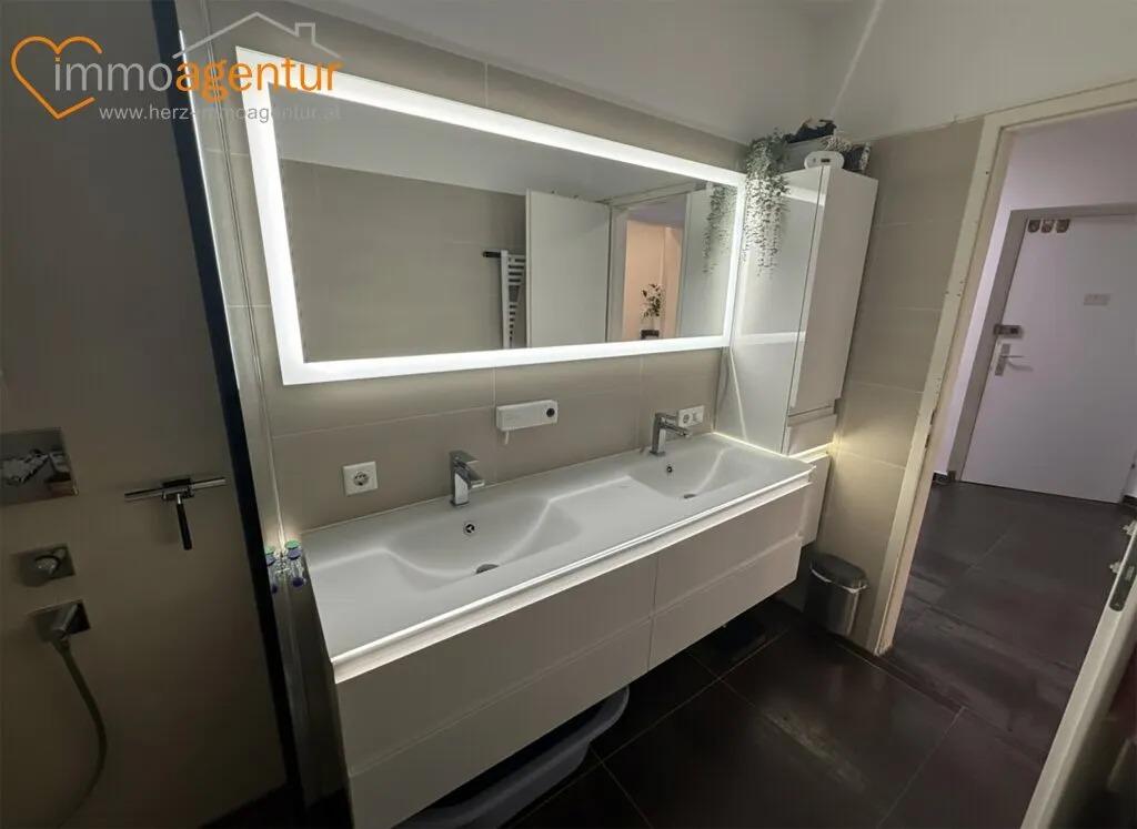 Helle, modernisierte 3-Zimmer-Wohnung mit Loggia, Parkplatz und hochwertiger Ausstattung in Marchtrenk - Ansicht 3