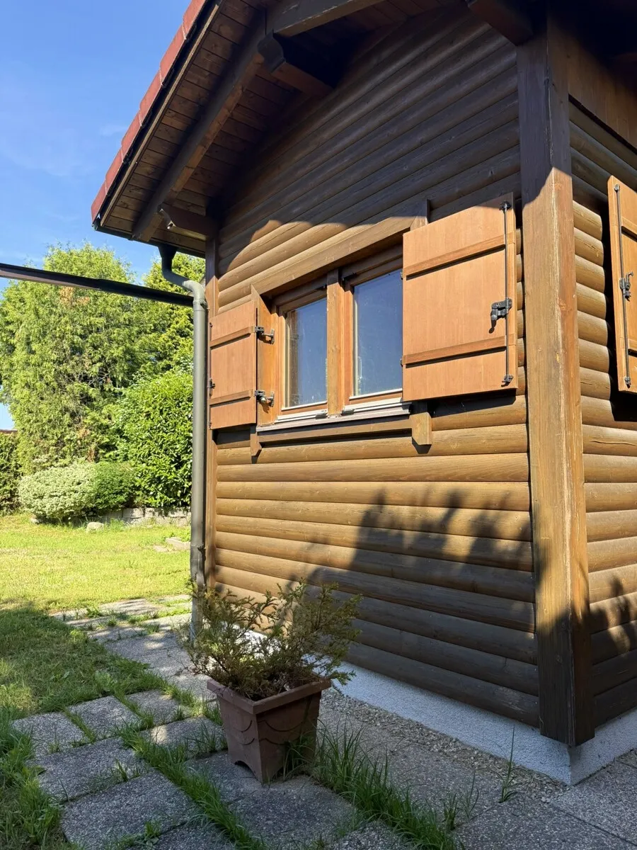 Kleines Haus. Großer Garten. Viel Lebensgefühl. Wochenendhaus auf Eigengrund in Enns zu verkaufen! - Ansicht 2