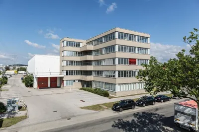 7-Zimmer-Gewerbeimmobilie mieten in Wien – 240 m², € 3.756 – Bild 19 von 22