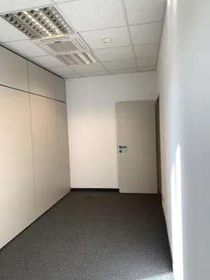 7-Zimmer-Gewerbeimmobilie mieten in Wien – 240 m², € 3.756 – Bild 13 von 22
