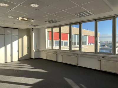 7-Zimmer-Gewerbeimmobilie mieten in Wien – 240 m², € 3.756 – Bild 3 von 22