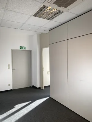 7-Zimmer-Gewerbeimmobilie mieten in Wien – 240 m², € 3.756 – Bild 14 von 22