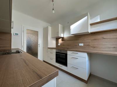 BELVEDERE - GENERAL SANIERTE 2 ZIMMER WOHNUNG
