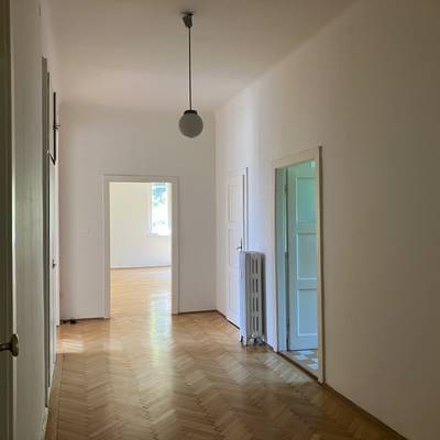 klassische Altbauwohnung in ruhiger Lage mit Grünblick